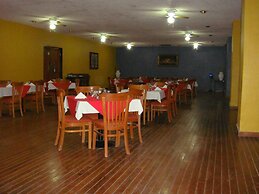 The Halfwaiy Inn