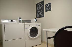 Holiday Inn & Suites Montreal Airport by IHG
