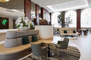 Holiday Inn & Suites Montreal Airport by IHG