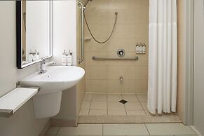 Holiday Inn & Suites Montreal Airport by IHG