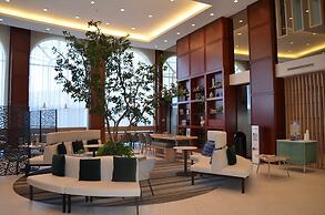 Holiday Inn & Suites Montreal Airport by IHG