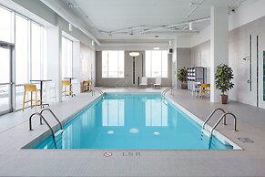 Holiday Inn & Suites Montreal Airport by IHG