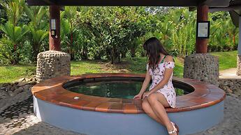 Volcano Lodge Hotel & Thermal Experience