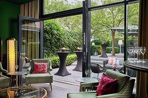 The George Hotel
