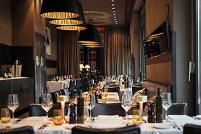 The George Hotel