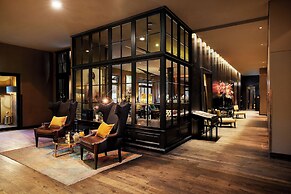 The George Hotel