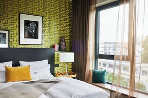 The George Hotel