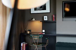 The George Hotel