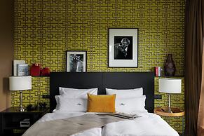 The George Hotel