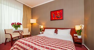 Premier Krakow Hotel