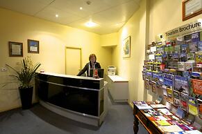 Mayfair Plaza Motel