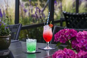 The Victoria