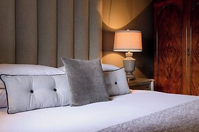 The Victoria