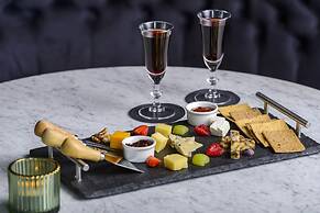 The Victoria