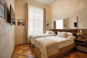 Hotel Monastery