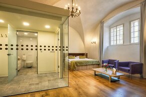 Hotel Monastery