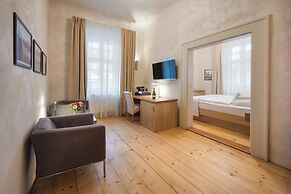 Hotel Monastery