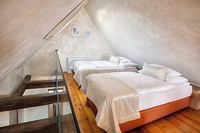 Hotel Monastery