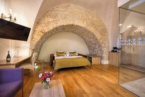 Hotel Monastery