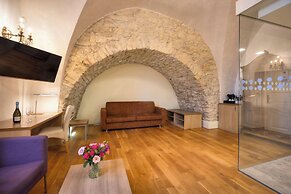 Hotel Monastery