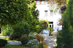 EA Hotel Populus