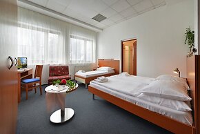 EA Hotel Populus