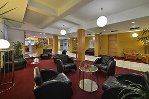 EA Hotel Populus