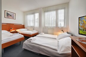 EA Hotel Populus
