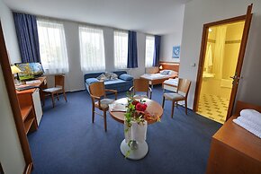 EA Hotel Populus