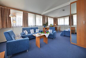 EA Hotel Populus