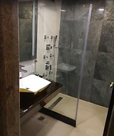 Sunway Manor