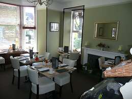 Glenville House