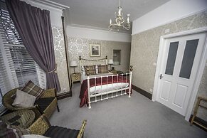 Glenville House