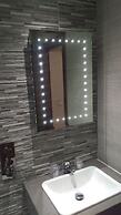 Best Western Plus Pastures Hotel