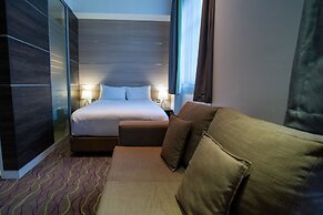 The Wesley Euston