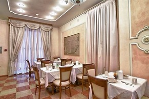 Hotel Pedrini