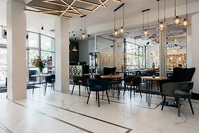 Hotel Apis