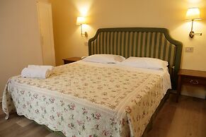 Hotel Elios