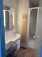 B&B HOTEL CHAUMONT