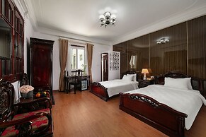 Little Diamond Hotel