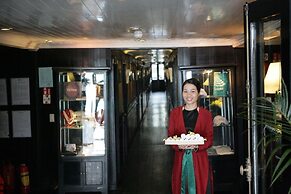 Bhaya Halong Cruises