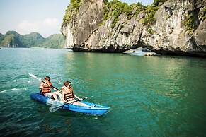 Bhaya Halong Cruises