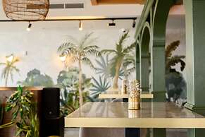 QAWRA Palace Resort & SPA