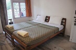 Peravel Beach Holiday Home