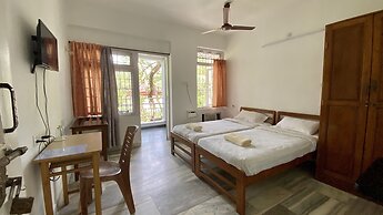 Peravel Beach Holiday Home