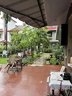 Peravel Beach Holiday Home