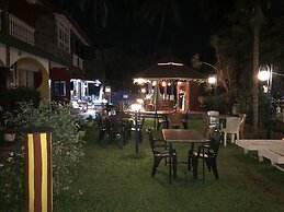 Peravel Beach Holiday Home