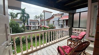 Peravel Beach Holiday Home