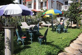 Peravel Beach Holiday Home