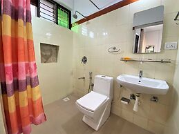 Peravel Beach Holiday Home